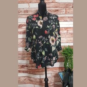 Zara Women Black Floral Vneck Lap Long Sleeve Top